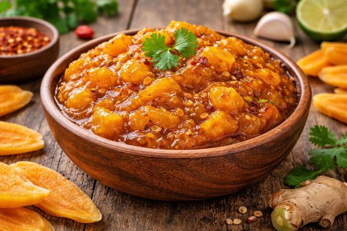 Chutney made with dried mango slices