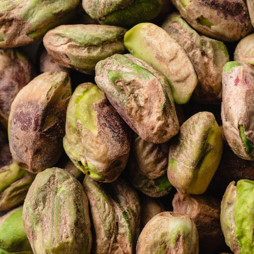 Raw pistachio nuts