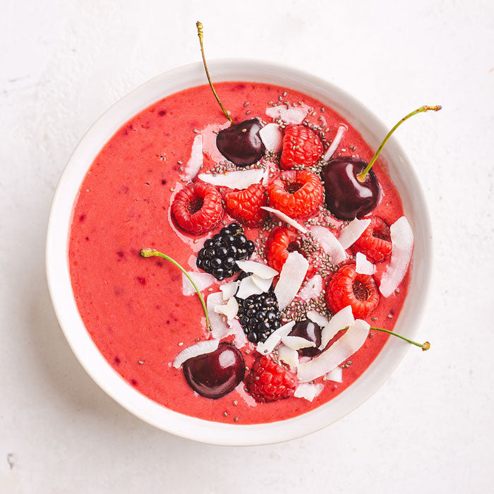 Smoothie with coconut chips